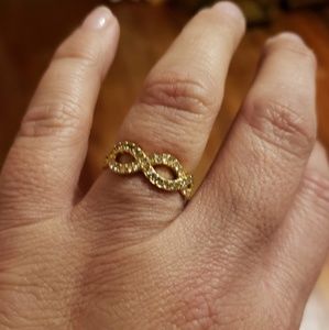 Stella Infinity Ring